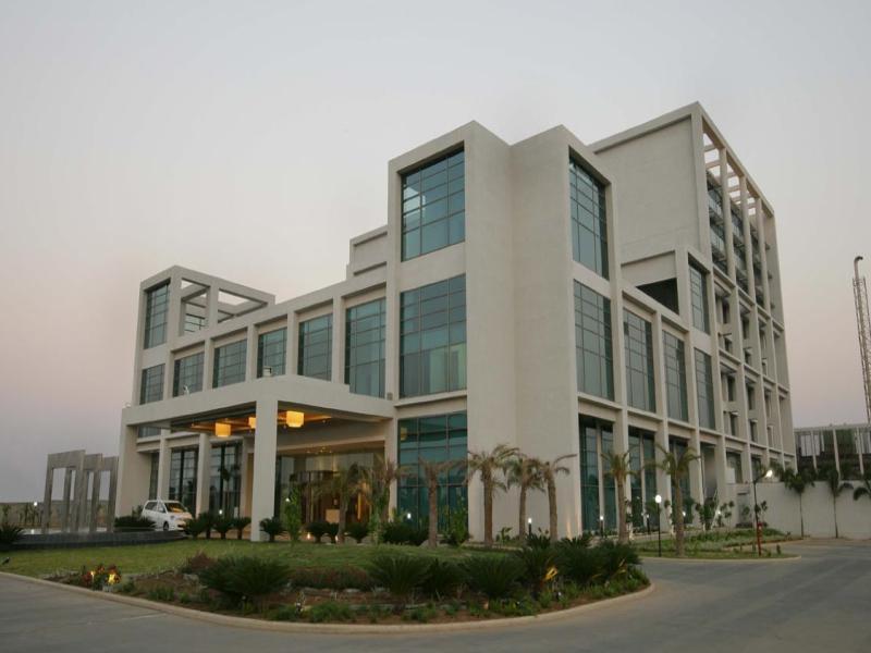 Le Meridien Nagpur Hotel Exterior photo